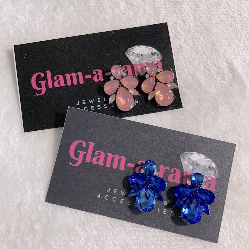 Crystal Glam earrings - blue or pink
